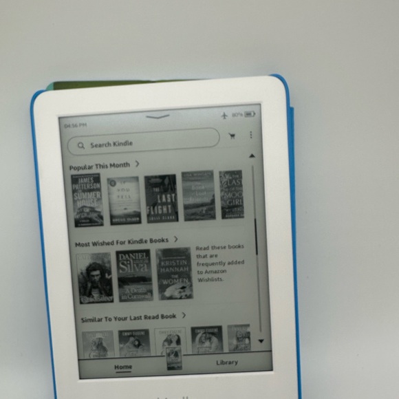 Amazon Kindle (10th Generation) 8Gb, Wi-Fi, 6 inch - White - Picture 6 of 13